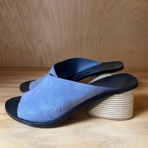 Mercedes Castillo Izar Steel Blue Suede Heels Size 6.5